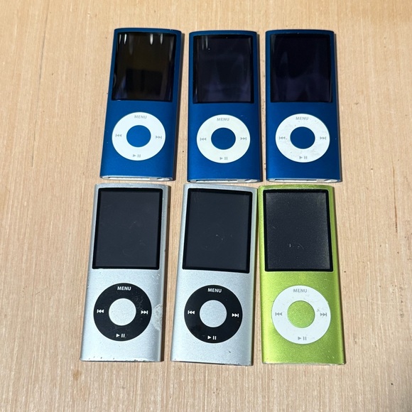 Lot of 6 iPod Nano A:1285 8/16GB BROKEN Need New Batteries Parts/Repair Read Blw